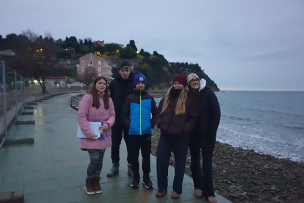 Spoznavanje morskih organizmov v okolici doma