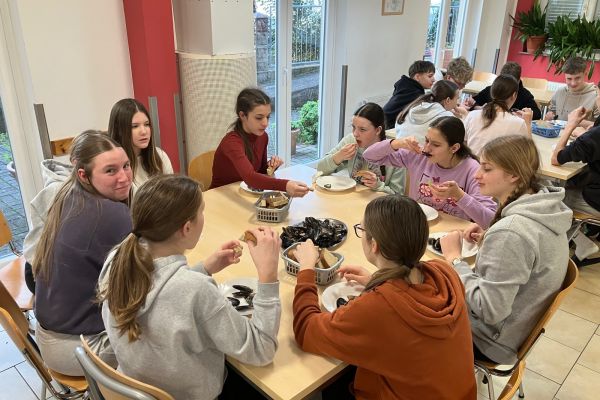 Nocoj so na meniju školjke