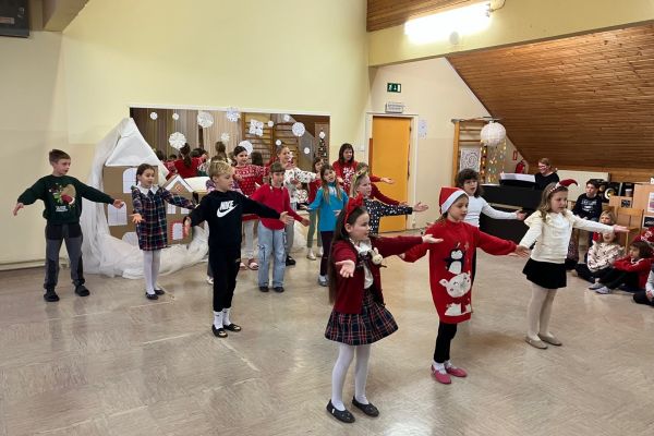 Slavnostna prireditev ob dnevu samostojnosti in enotnosti, petje