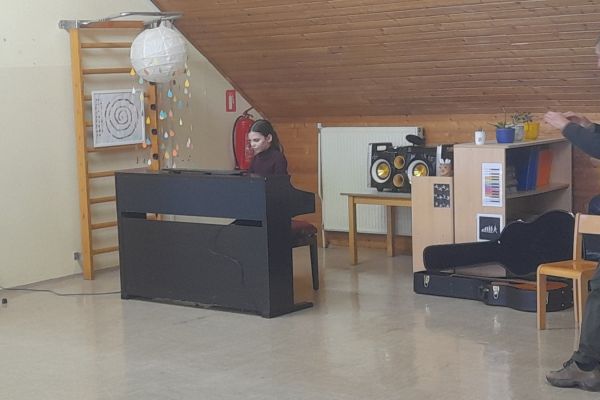 Kaja je zaključila pogovor z glasbeno točko