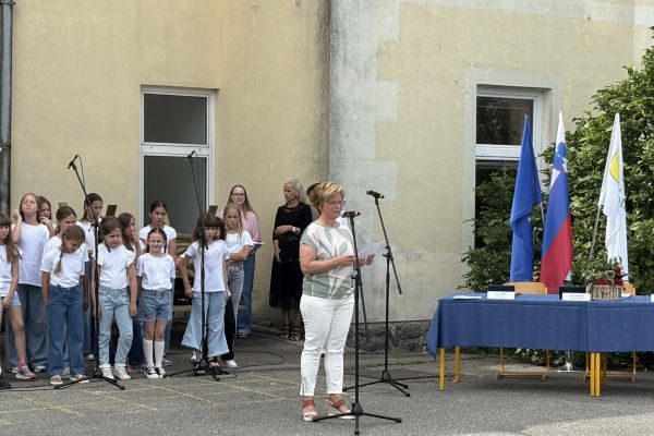 Pozdravni govor ravnateljice Vesne Bogovič